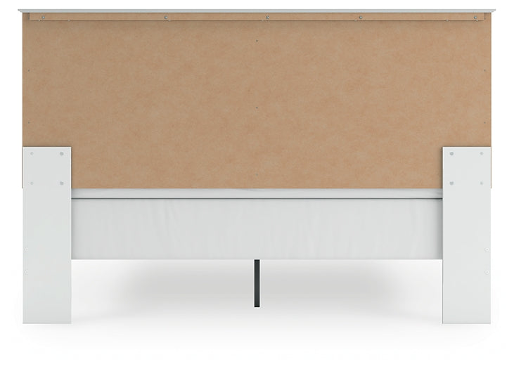 Bostwick Shoals King Panel Bed with Mirrored Dresser and Chest