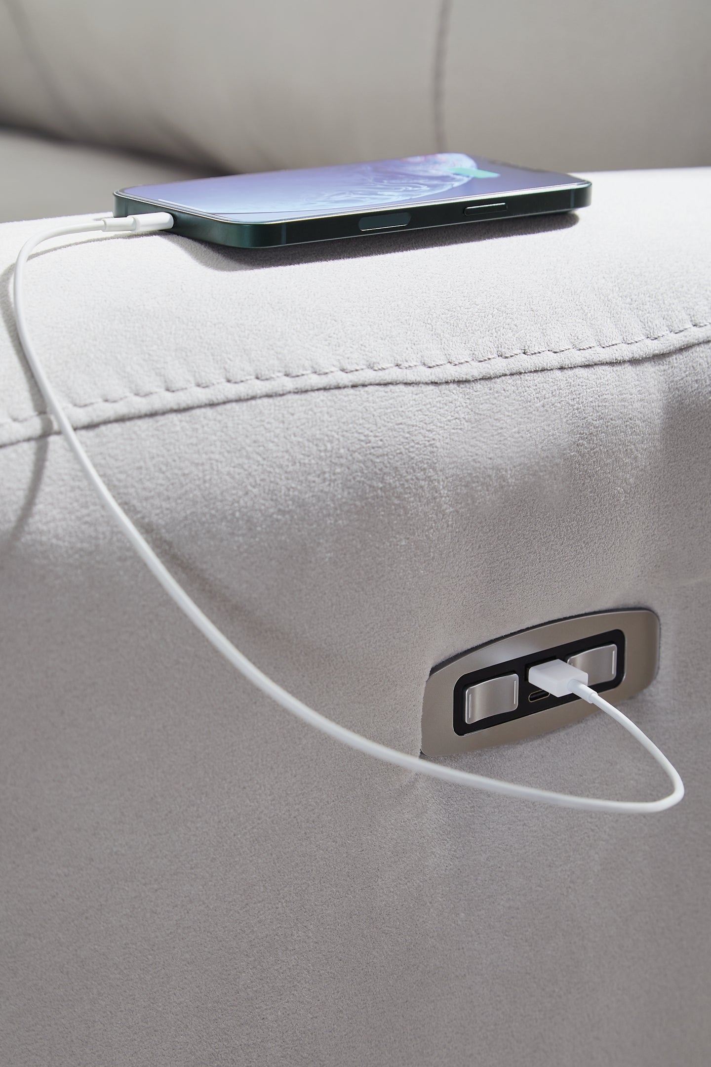 Social Pointe 6-Piece Power Reclining Sectional